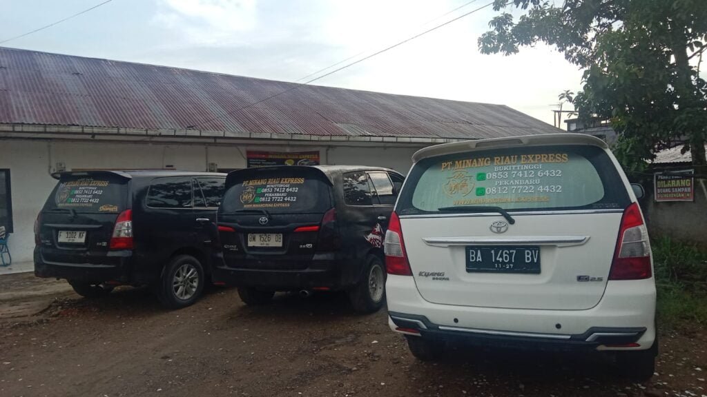 Travel Bukittinggi Pekanbaru